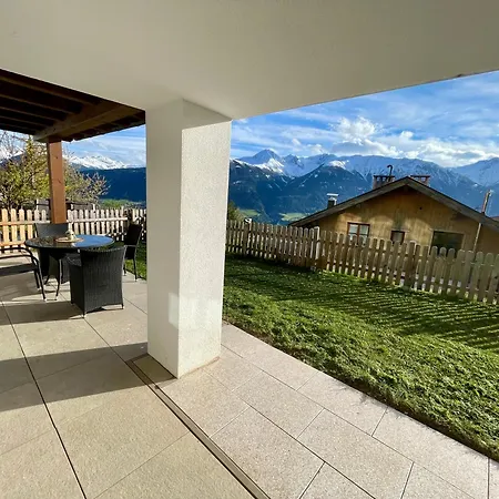 Apartman Little Mountain Monarch - Cozy Hideaway *